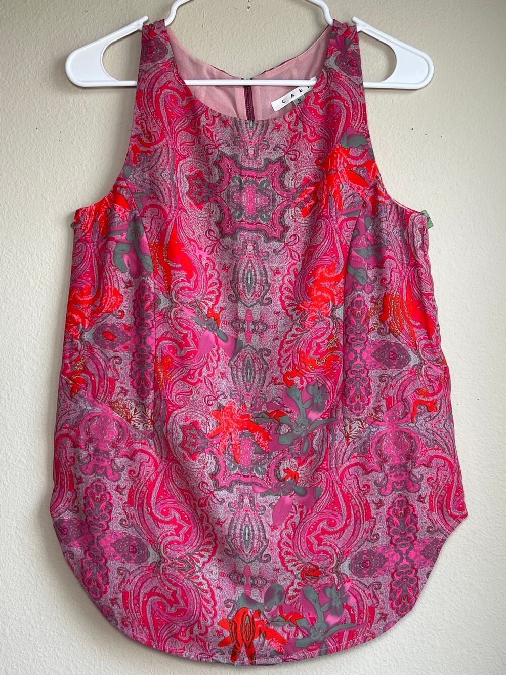 Cabi Womens Small Pink Multi Color Paisley Print Sleeveless Back Zip Lined Top